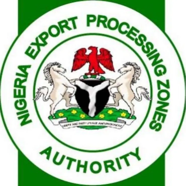 NEPZA Managing Director Olufemi Ogunyemi addressing the media in Abuja on the prohibition of strikes and lockouts in Free Trade Zones, including Dangote Refinery.