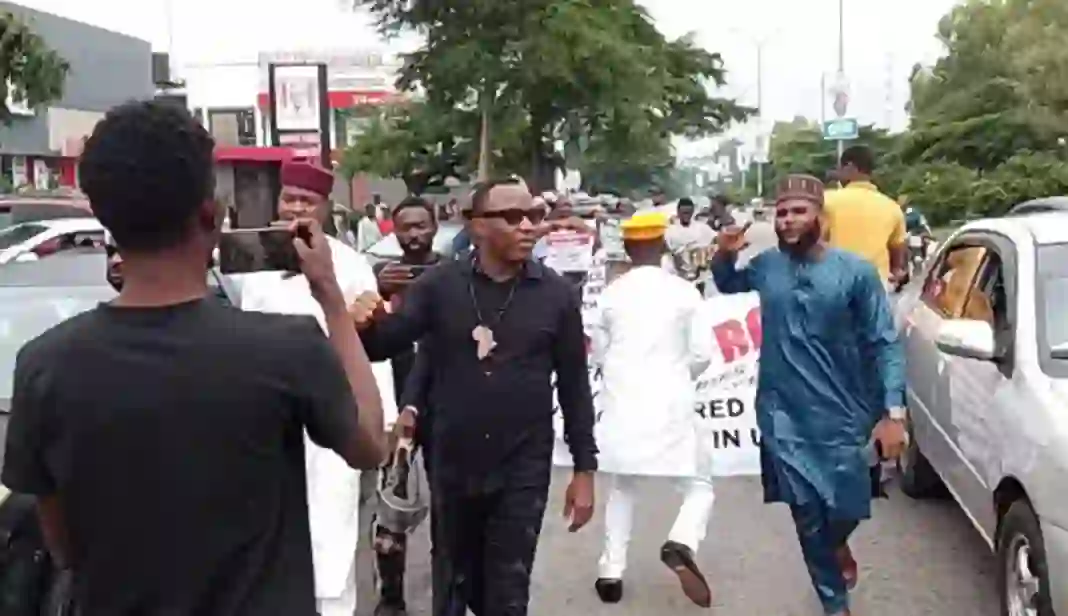 Police disperse protesters with teargas during #FreeNnamdiKanuNow demonstration in Abuja.