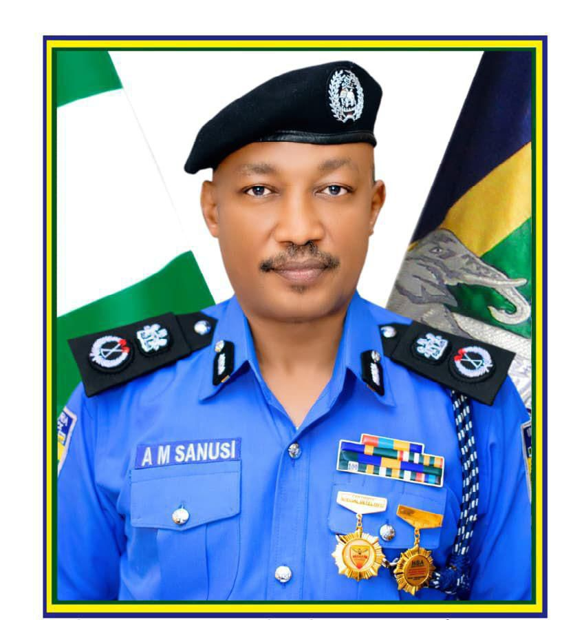 Armed police operatives responding to a kidnap attempt in the Byazhin area of Abuja.