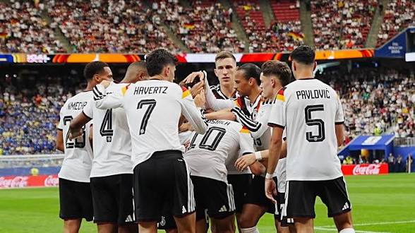 Germany and Sweden players celebrating convincing FIFA World Cup victories as Ivory Coast and Japan secure important results in their opening group-stage matches.