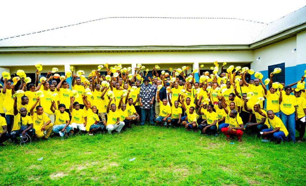 Deputy Speaker Benjamin Kalu at a youth skills programme in Abia