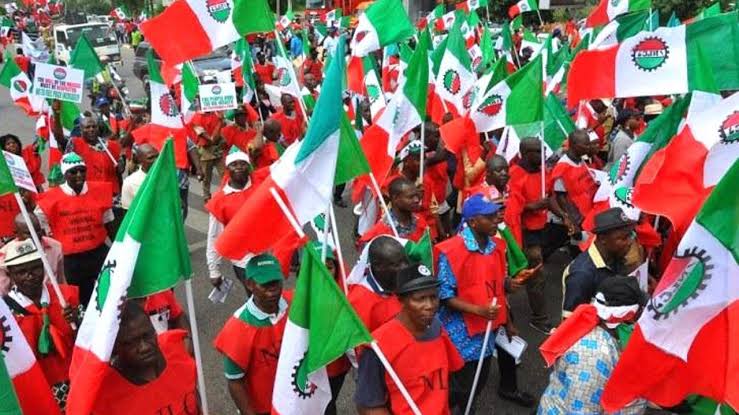 Labour leaders call for a review of Nigeria’s ₦70,000 minimum wage amid rising living costs.