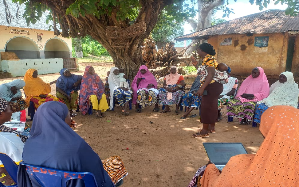 Women participating in a peer education training in Kaida Tsoho community